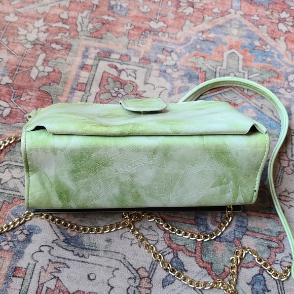 Green Triangle Clutch / Crossbody - Picture 2 of 5